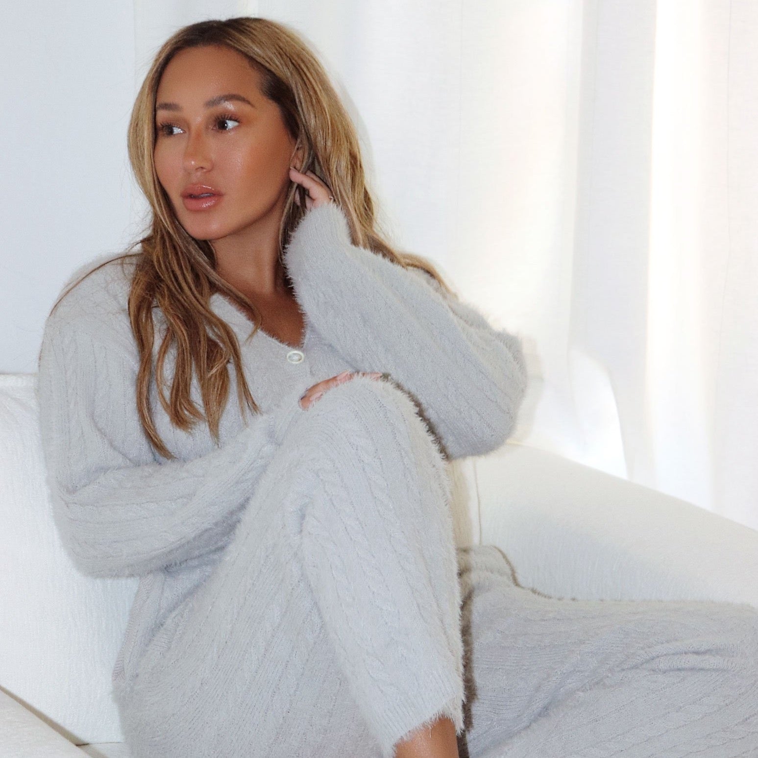 THE HILLS SET  (Final Sale)